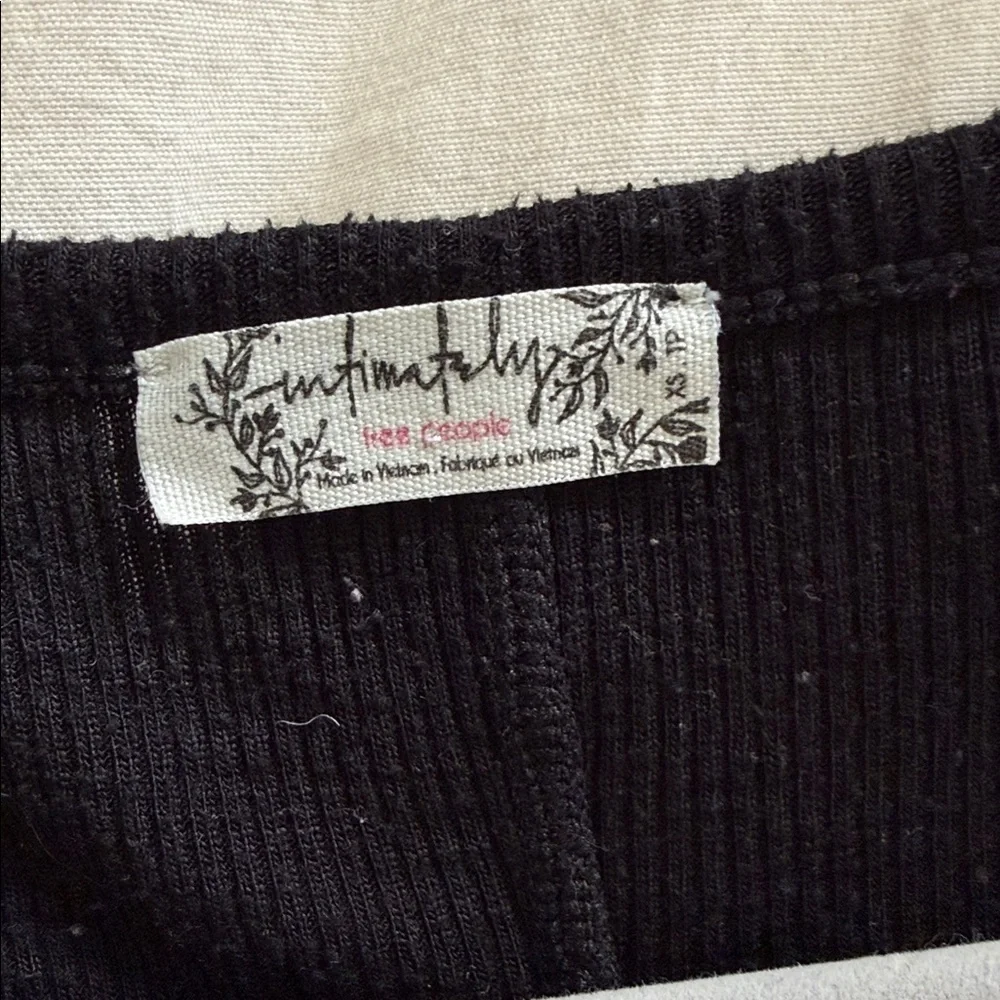 Free People intimately rock the boat Black V-Neck Long Sleeve Tee XS